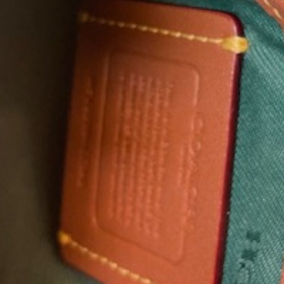 Coach Chaise Pebble Leather Bright Green Crossbody - Used - Picture 12 of 14